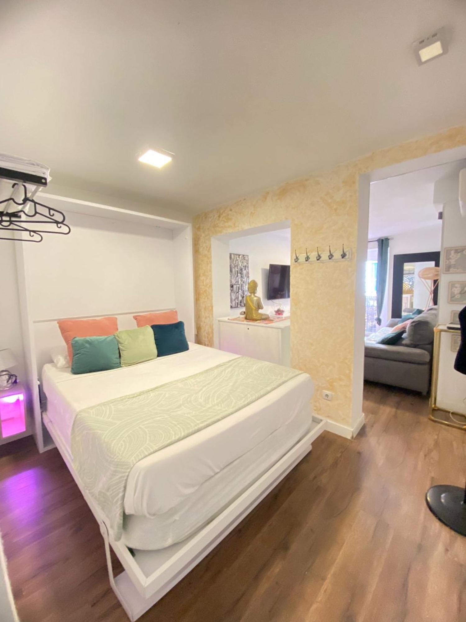 Apartamento Delux 马德里 外观 照片